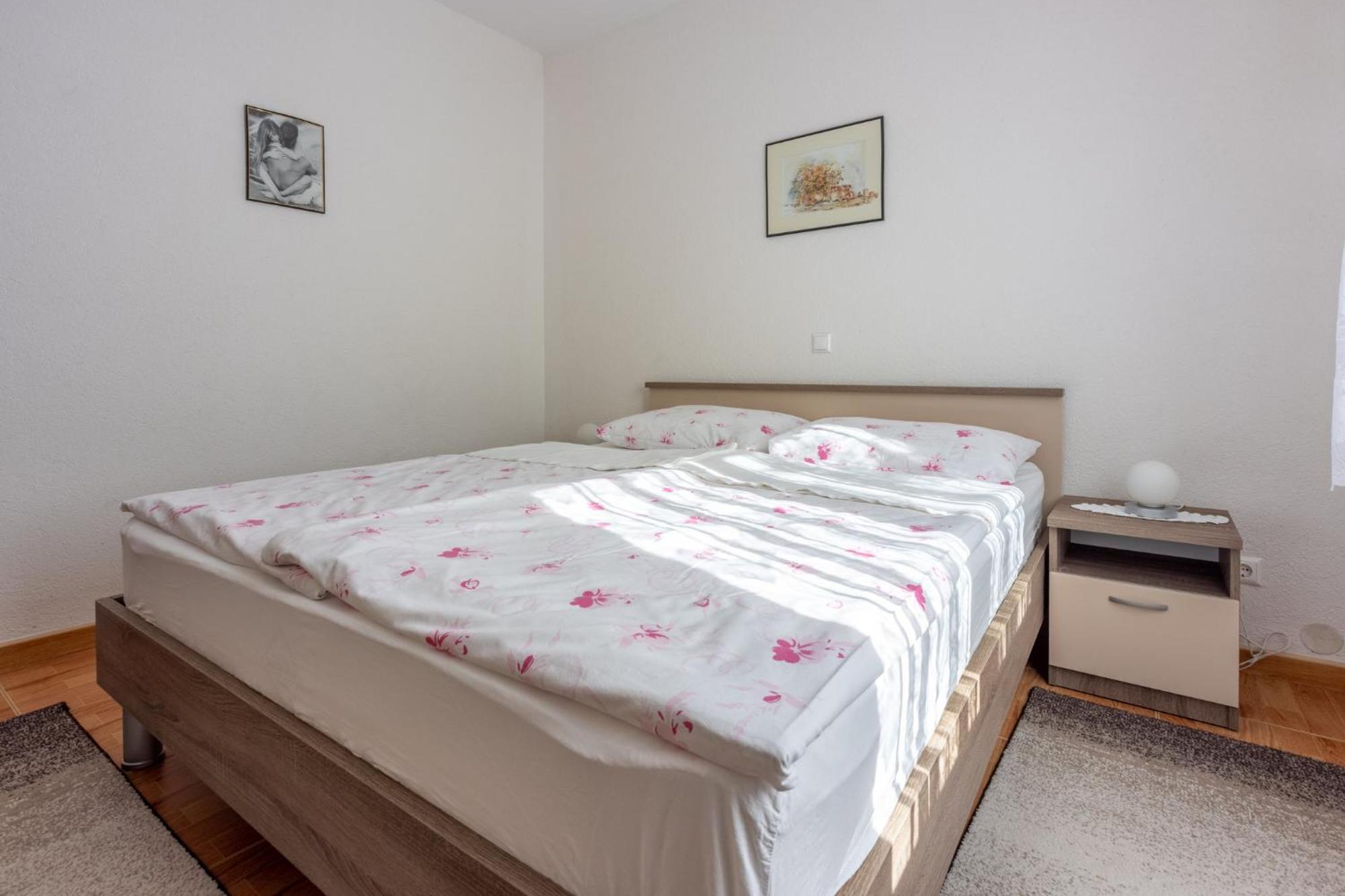 Stipancic Apartamento Malinska Exterior foto